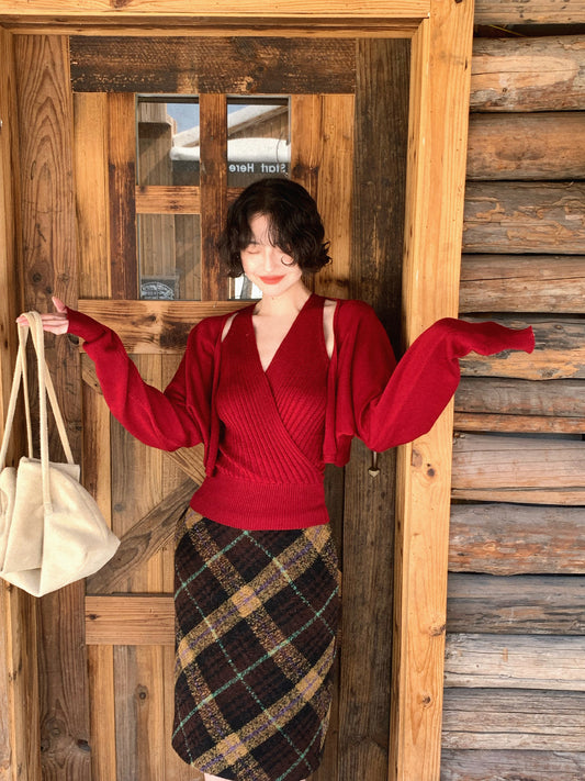 Lyocell Knit Cardigan & Halterneck Top Set
