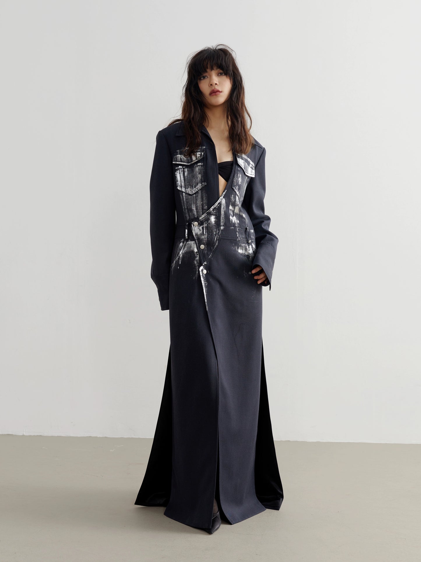 메탈 실버 브러시 록 아티스트 롱 재킷