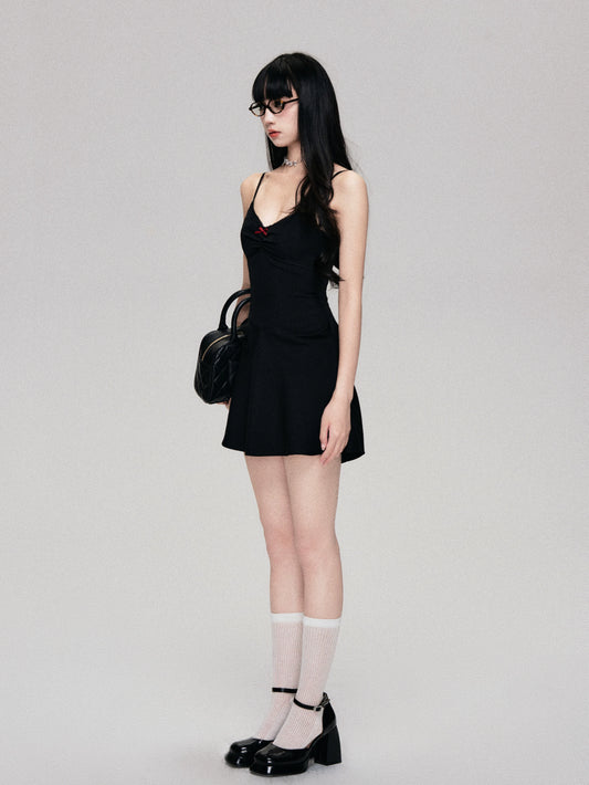 Vertical Waist Black Slip Dress for a Sexy Resort Look