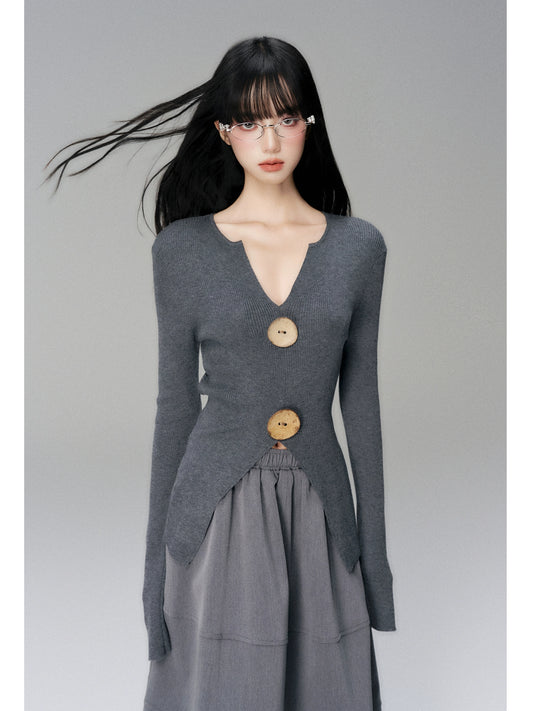 Big Button V-Neck Knitted Sweater Top (High-End Niche Design)