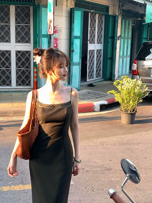 Retro Lace Splicing Suspender Dress