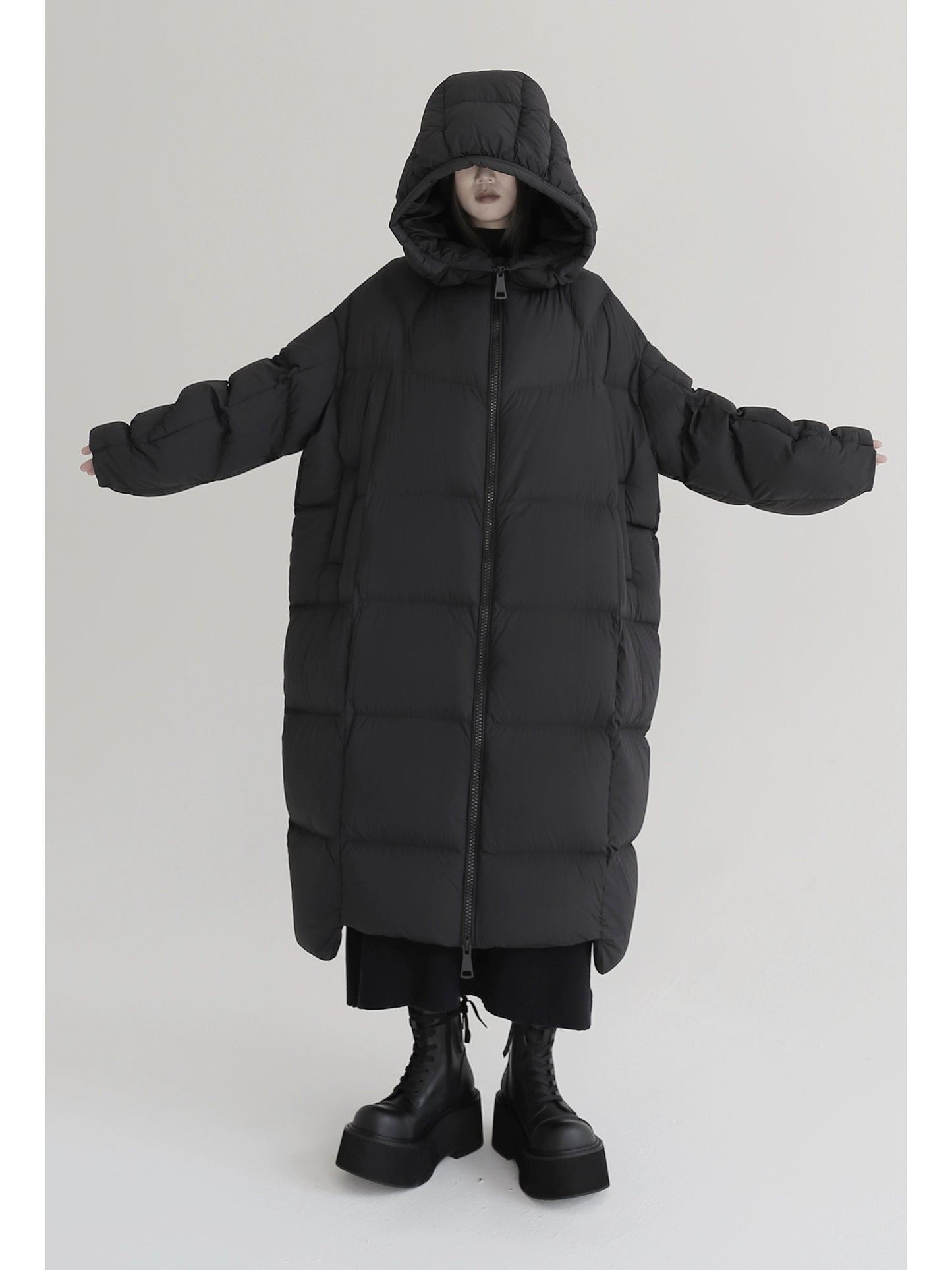 90% White Goose Down Fluffy Outdoor Warm Jacket for Women