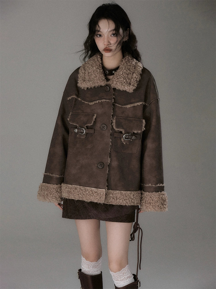 Pine Wooden Toka Loose Brown Fur Integrated Coat