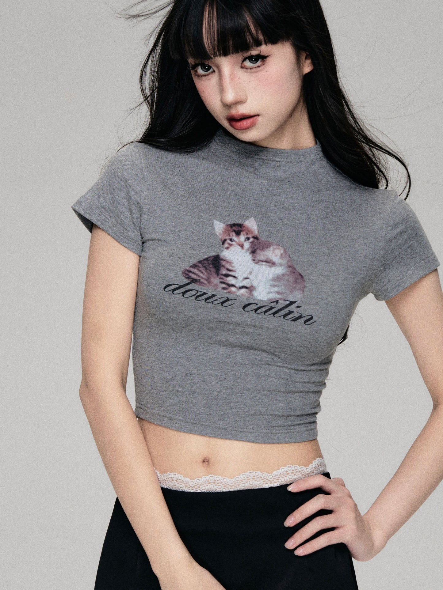 Fun Cat Print Cropped Round Neck Slim T-Shirt