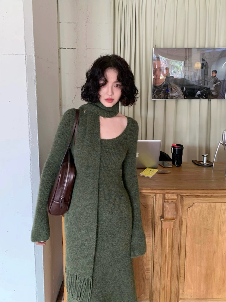 Winter Time U-Neck Knitted Base Dress with Scarf – Timeless Design