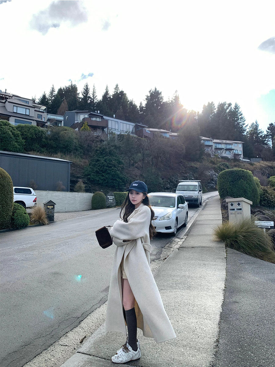 White Wool Coat – Hepburn-Style Mid-Length Large Lapel Jacket