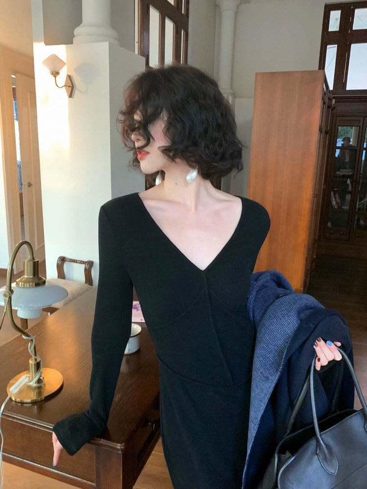 Shirred V-Neck Long Knitted Dress – Double 11 Chic Style