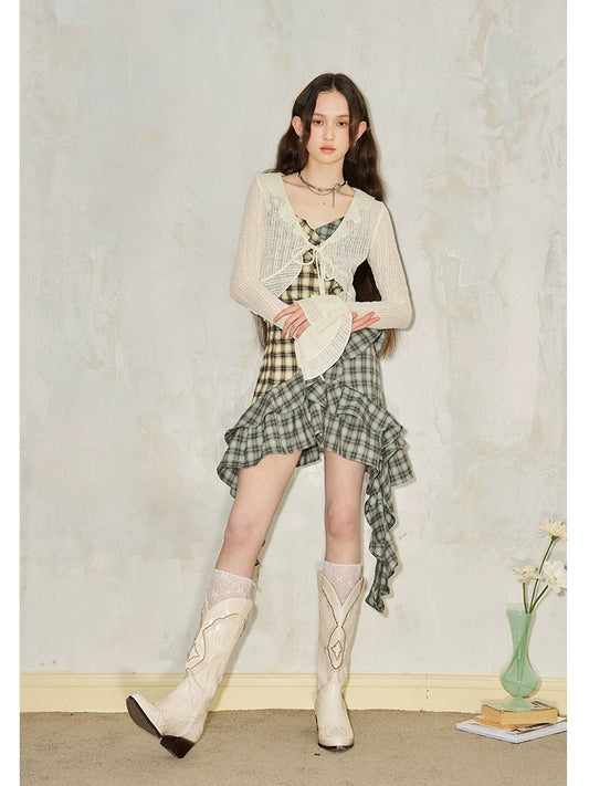 فستان بشريط وكشكشة