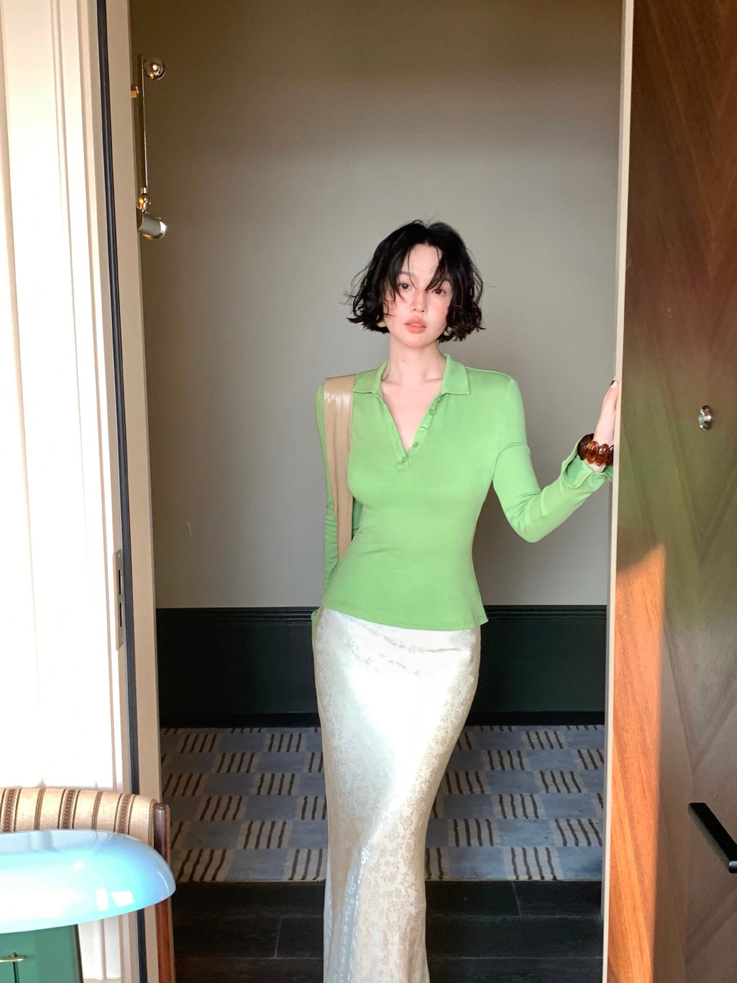 Light Dream Tencel Collared Flare-Sleeve Knit Top – Hong Kong Retro Autumn