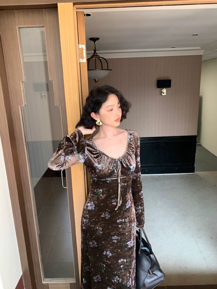 Lace-Up Print Long Sleeved Knitted Dress – Retro Double 11 Style