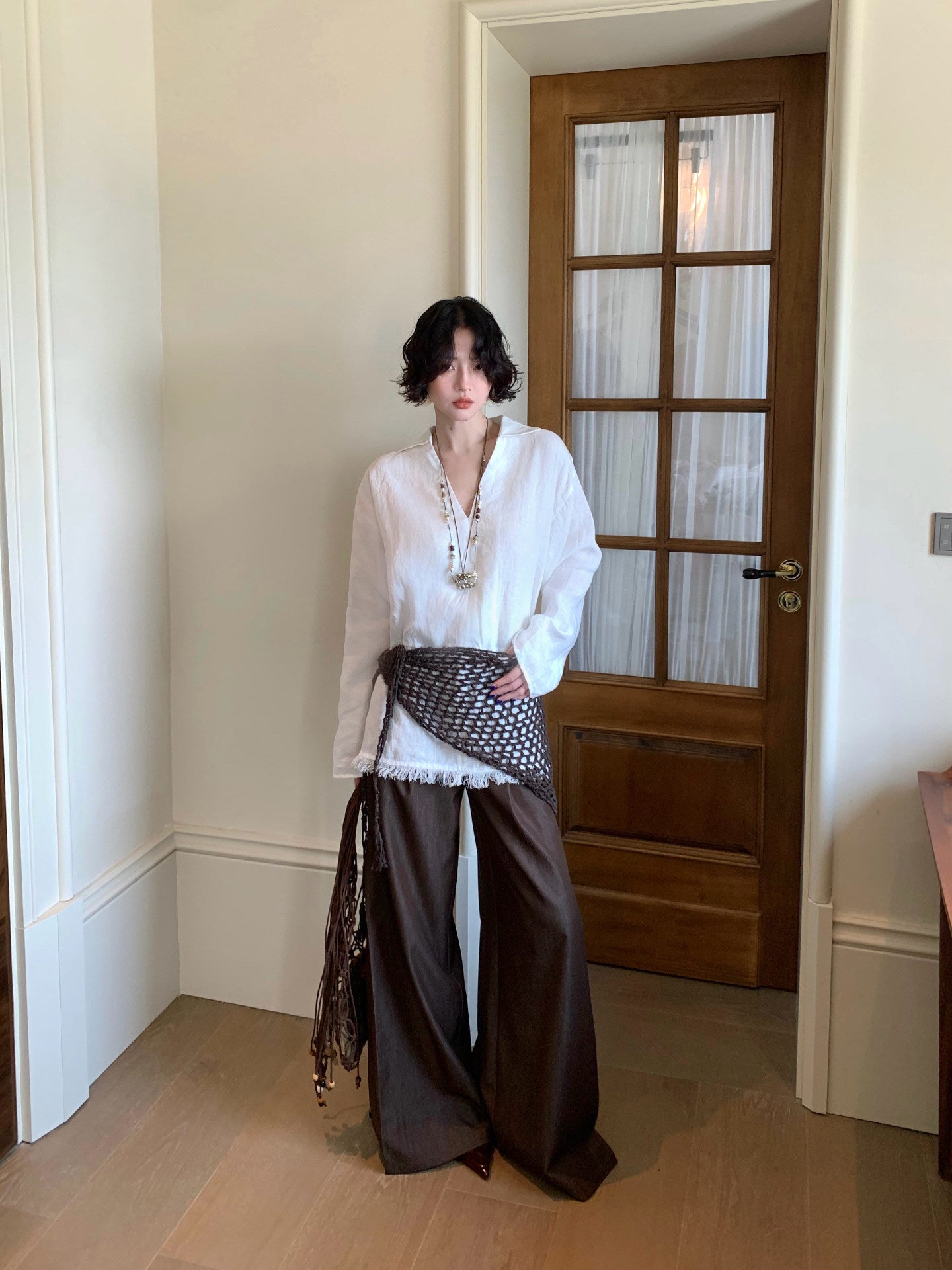 Shattered Light Diary Linen V-Neck Loose Shirt – Hong Kong Retro Autumn Essential