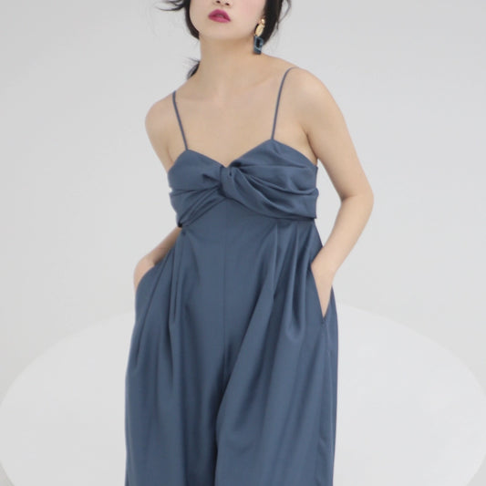 Комбинезон на бретельках из камвольной шерсти с высокой талией K609