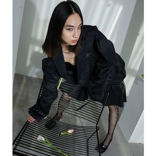 Тренч со шнуровкой и рюшами - Свободный стиль в стиле ретро