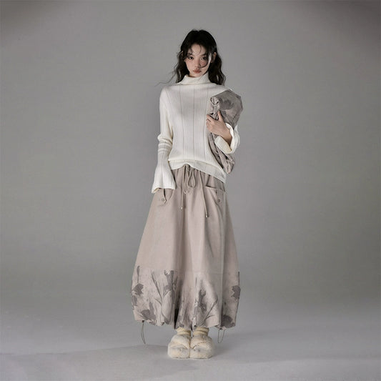 White Gardenia High Neck Knitted Bottom Shirt