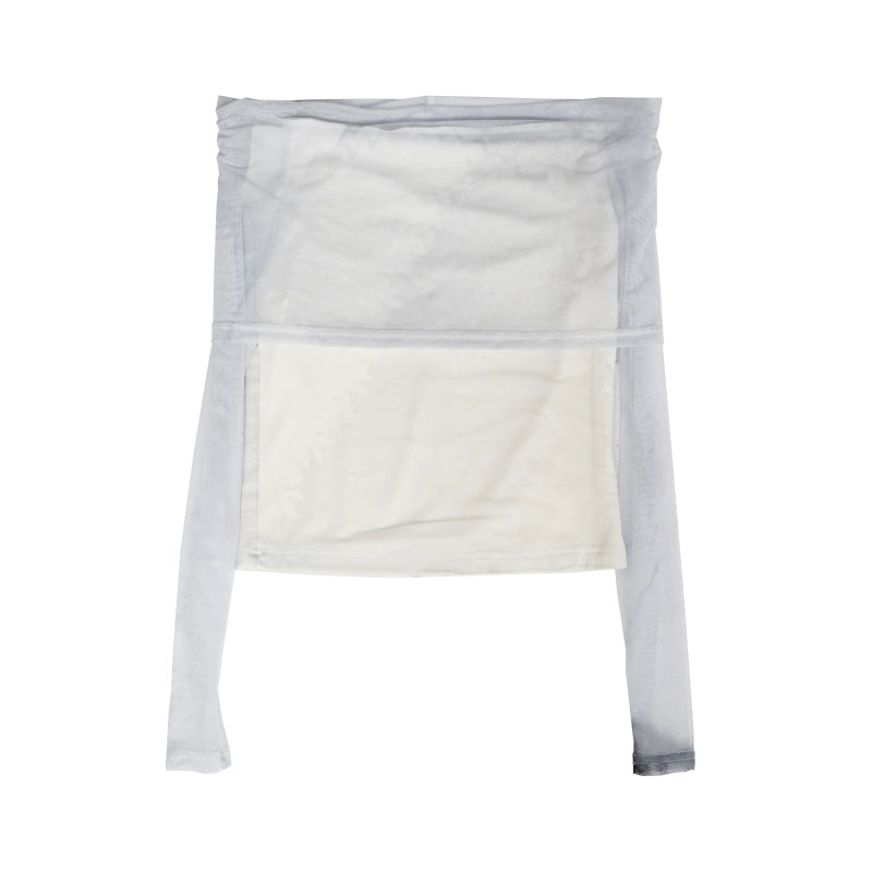 Футболка с сеткой с печеной на плече: ранняя осень