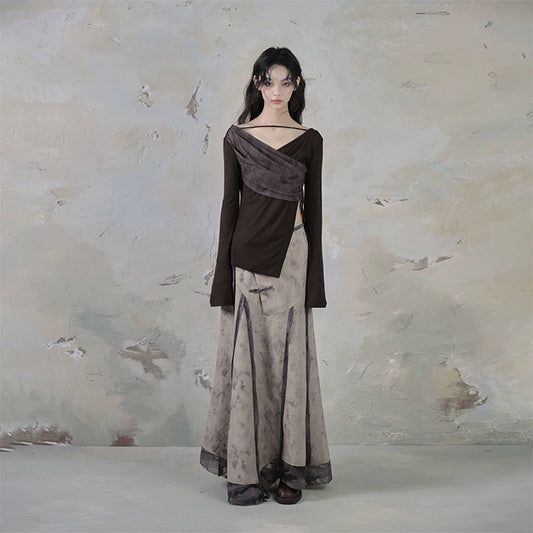 Mist White Begonia One Shoulder V-Neck Knit Shirt