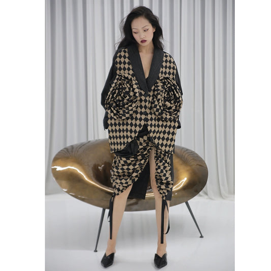 Three-Dimensional Disc Flower Jacquard Suit T328