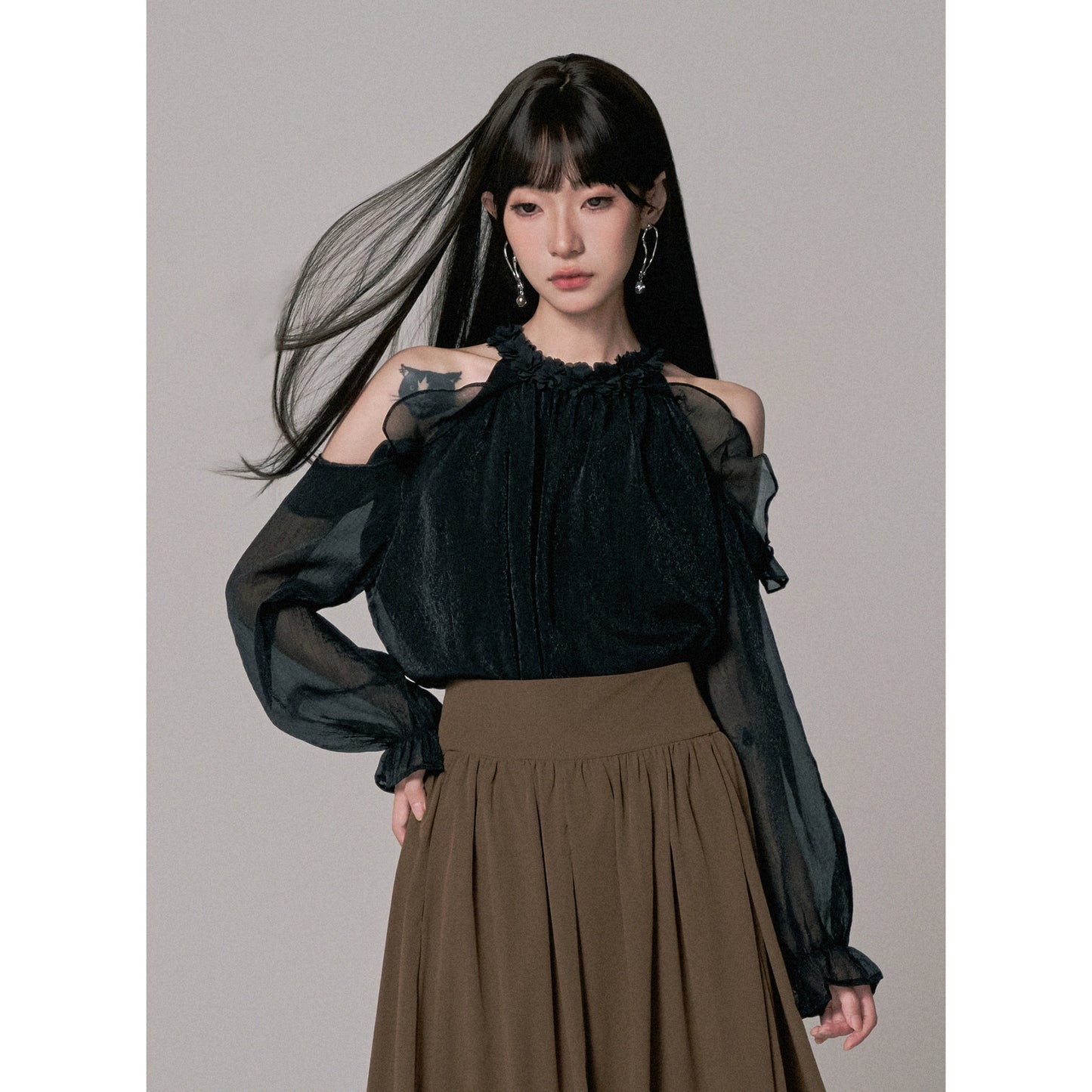 Off-Shoulder Lace Chiffon Blouse with Yarn Details (Autumn Edition)