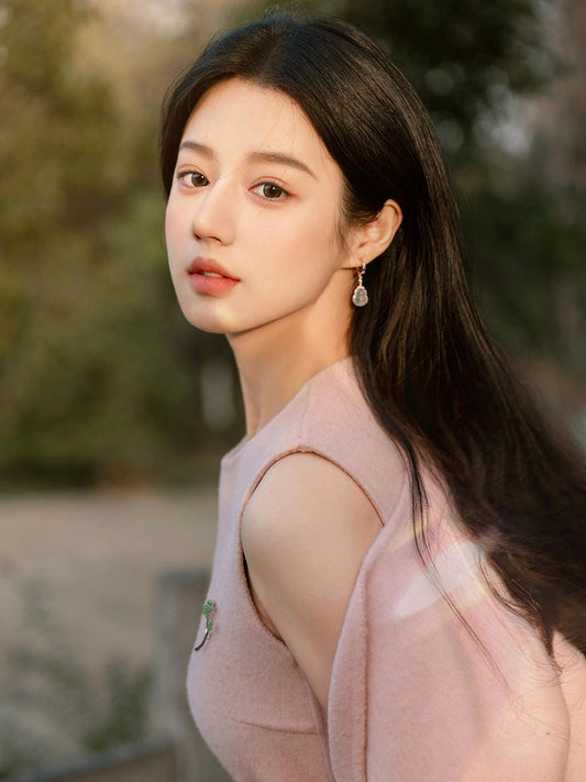 Chic Gold Tweed Cashmere Cape – High-End Petite Fit Woolen Coat