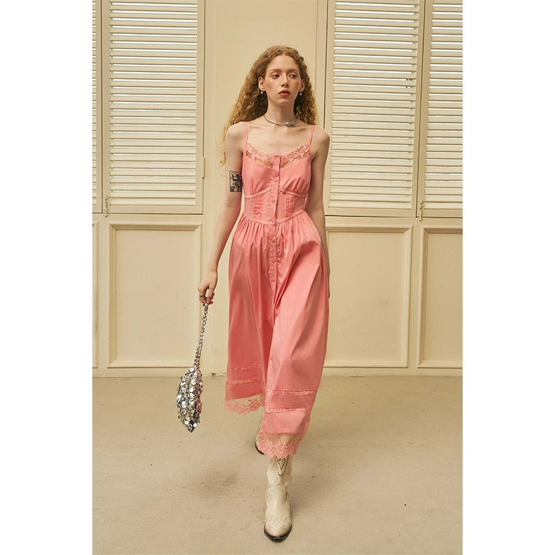 فستان بحزام الساق مرقع بالدانتيل