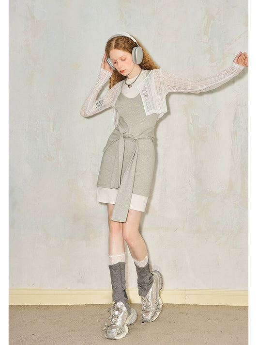 فستان نحيل مكون من ثلاث قطع