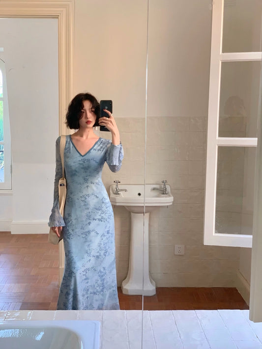 Xianyun Meng Butterfly Print V-Neck Slim Long Dress – Whimsical Look