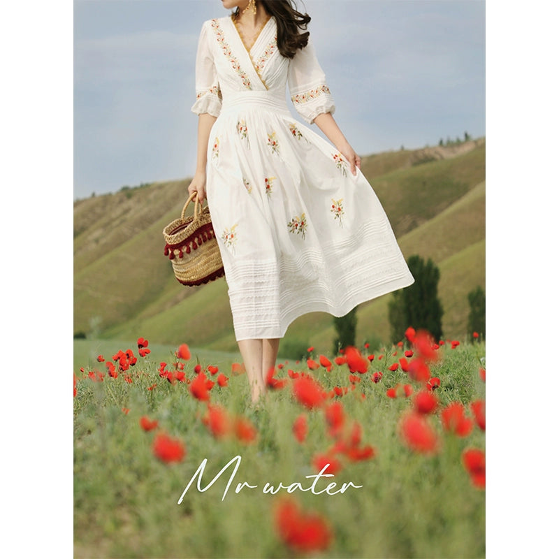 Nan Fa Hua Tian V-Neck Lace Splice Dress