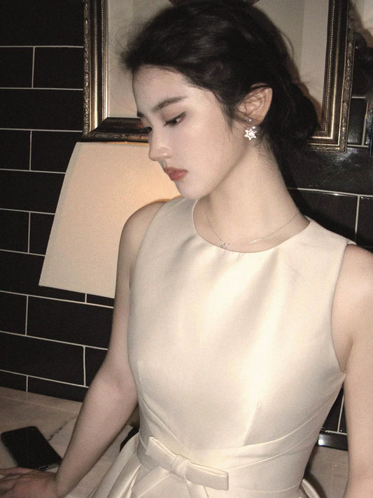 French Couture Birthday Dress – Heavy-Embellished Celebrity Gown