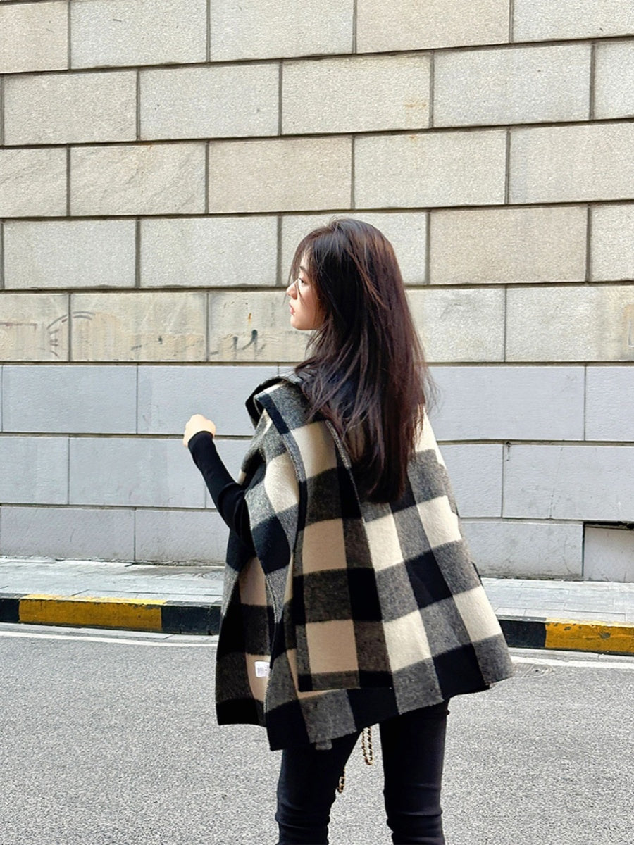 Reversible Cashmere Cape – Hepburn-Style Short Checkered Wool Jacket