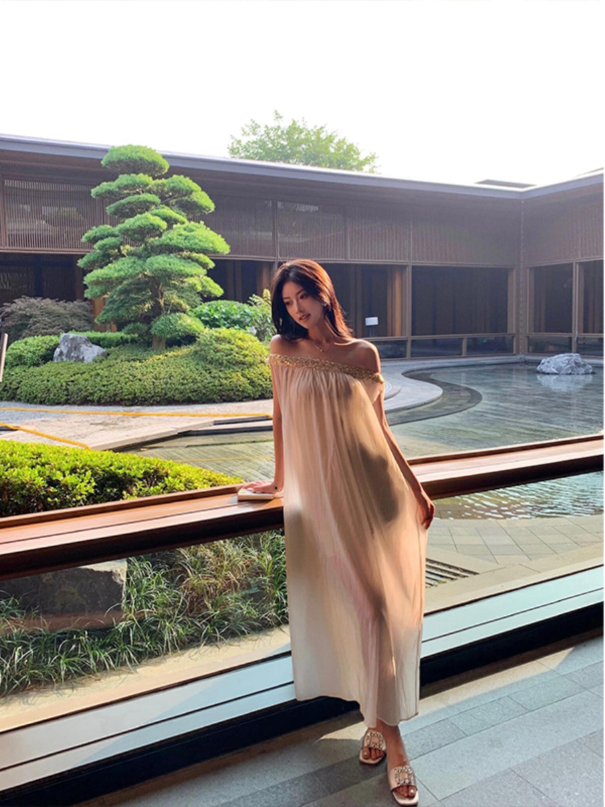 One-Shoulder Diamond Dress – Elegant Wedding Morning Gown