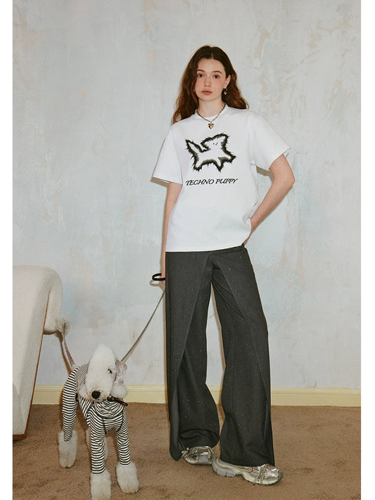 بنطال لامع بأرجل واسعة وأوراق صنوبر