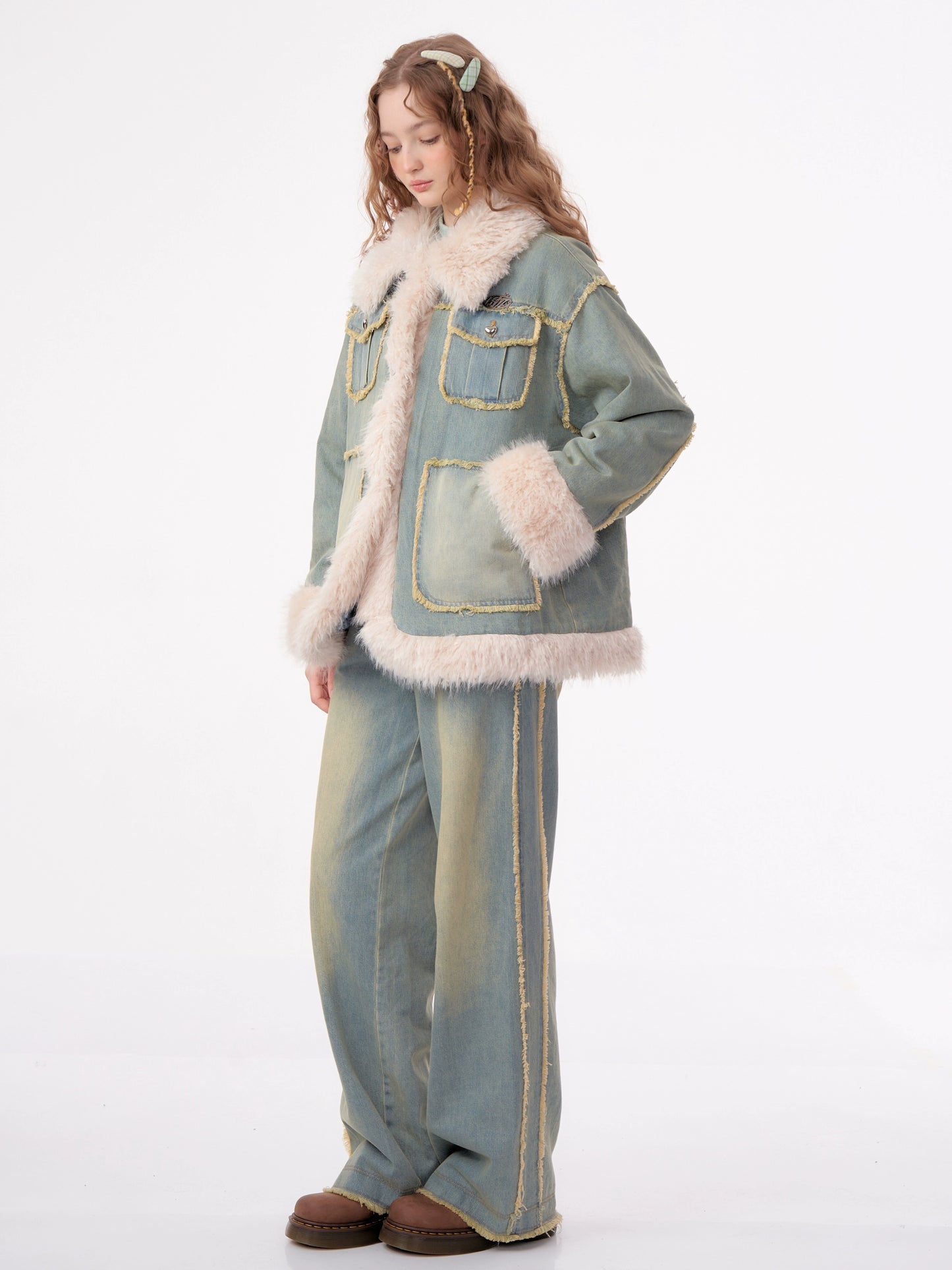 ঘন কুইল্টেড ল্যাম্ব কাশ্মীর জ্যাকেট |