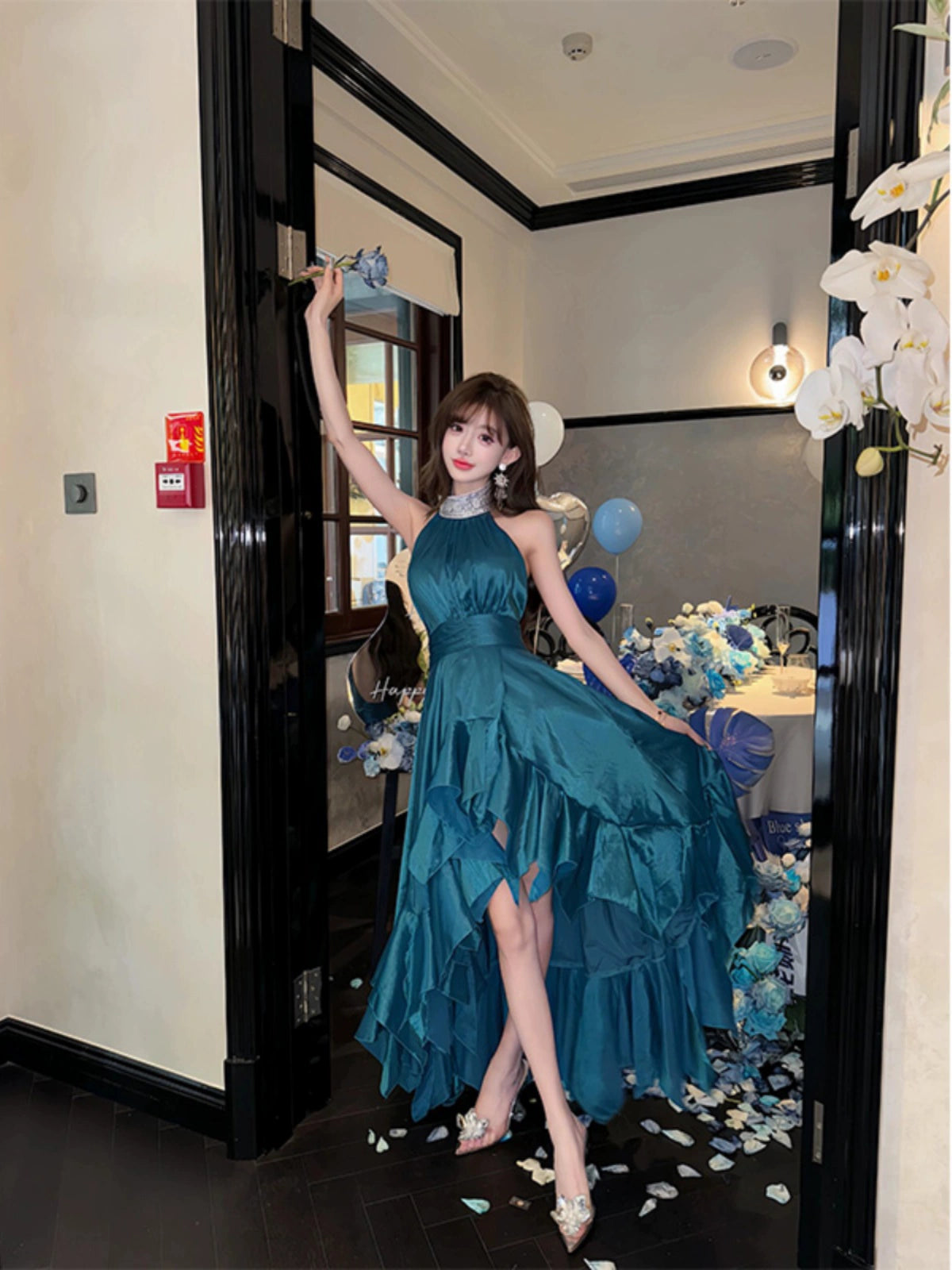 High-End French Blue Dresses – Luxe Autumn-Winter New Year's & Birthday Style