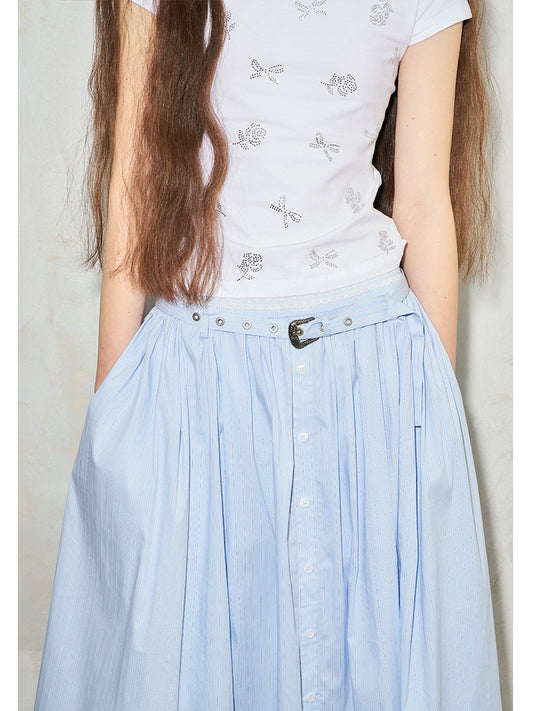 تنورة دانتيل مجوفة عتيقة