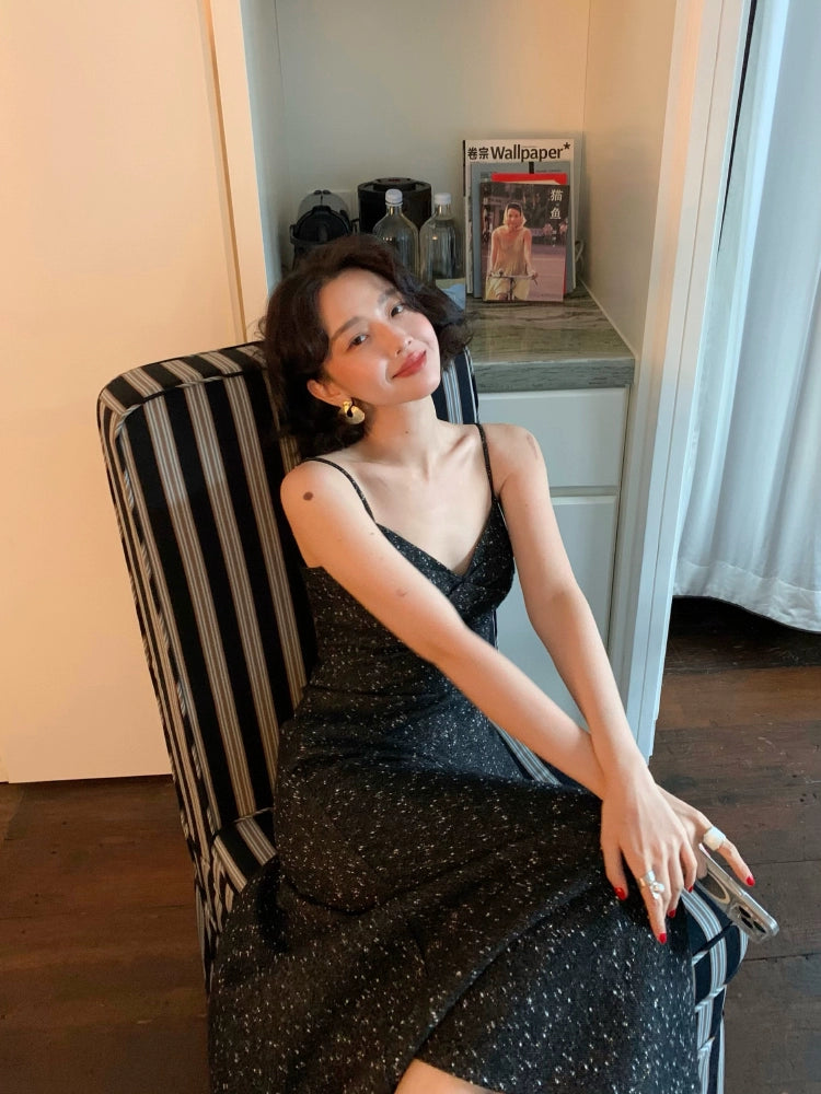 Dinner Streamer V-Neck Fishtail Suspender Dress – Sophisticated Flair