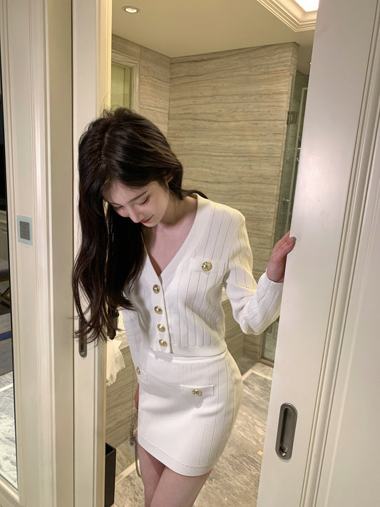Jingyi Knit Suit