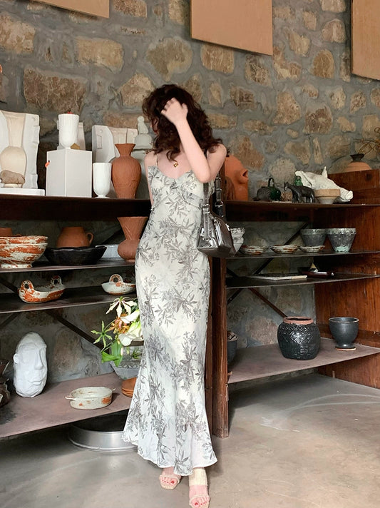 কালি মুদ্রণ: রাফলেড স্ট্র্যাপ স্লিম লম্বা পোশাক