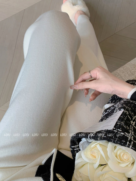 Luxury V-Neck Wool Cardigan