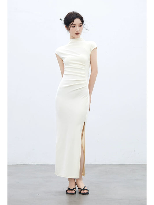 فستان جديد في الرقبة الصينية