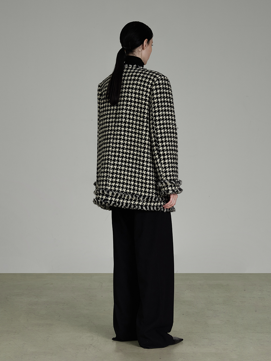 천 개의 양모 향수 코트