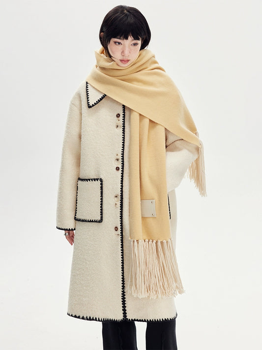 Флип -воротник - вышитое шерстяное пальто