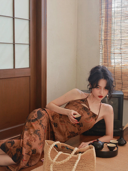 ভিনটেজ কিপাও পোশাক: গ্রীষ্মের ঝুলন্ত ঘাড় কমনীয়তা