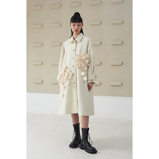 صوف الأزهار -معطف أسود سطر