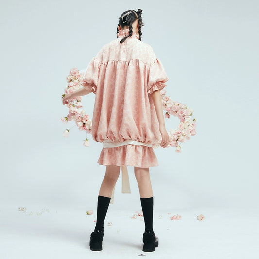 فستان على غرار براعم الكشكش الوردي