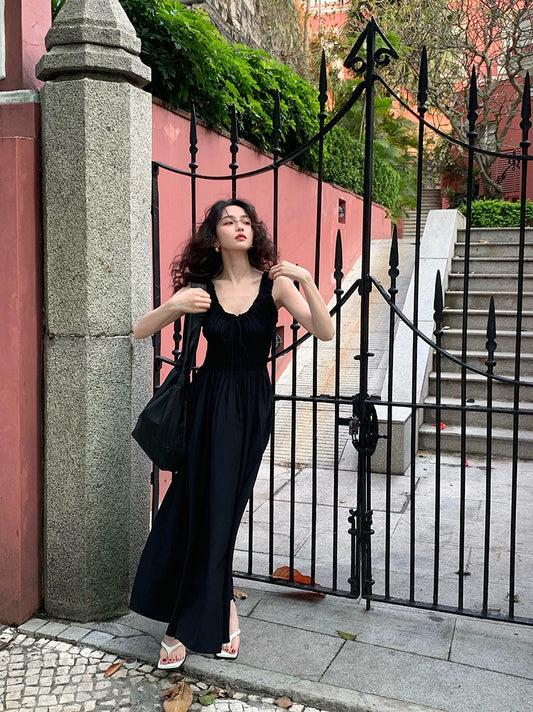 Abito in protezione in pizzo rosso rosa