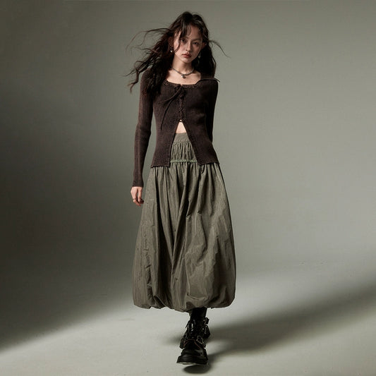 برعم زهرة رقيق -تنورة سطر