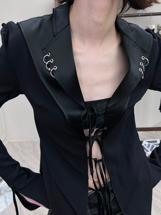 قميص من الدانتيل (للمستهلكين الحق في إعادة وضع كلمة "الأصلي")