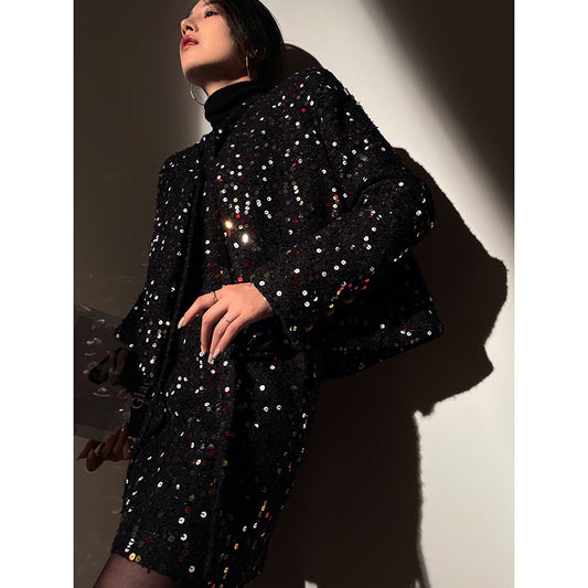 Elegant Suit with Chic Design