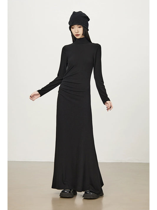 فستان الخريف الطويل النحيف