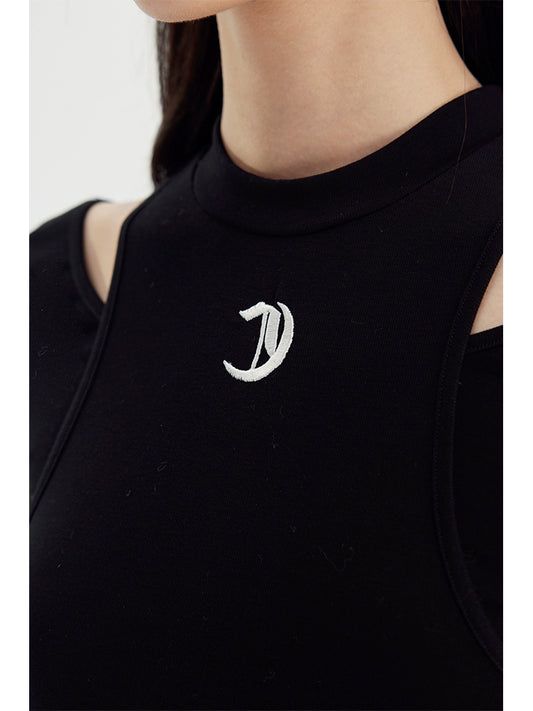 مطرزة على سطر -فاكهة ثوب أسود